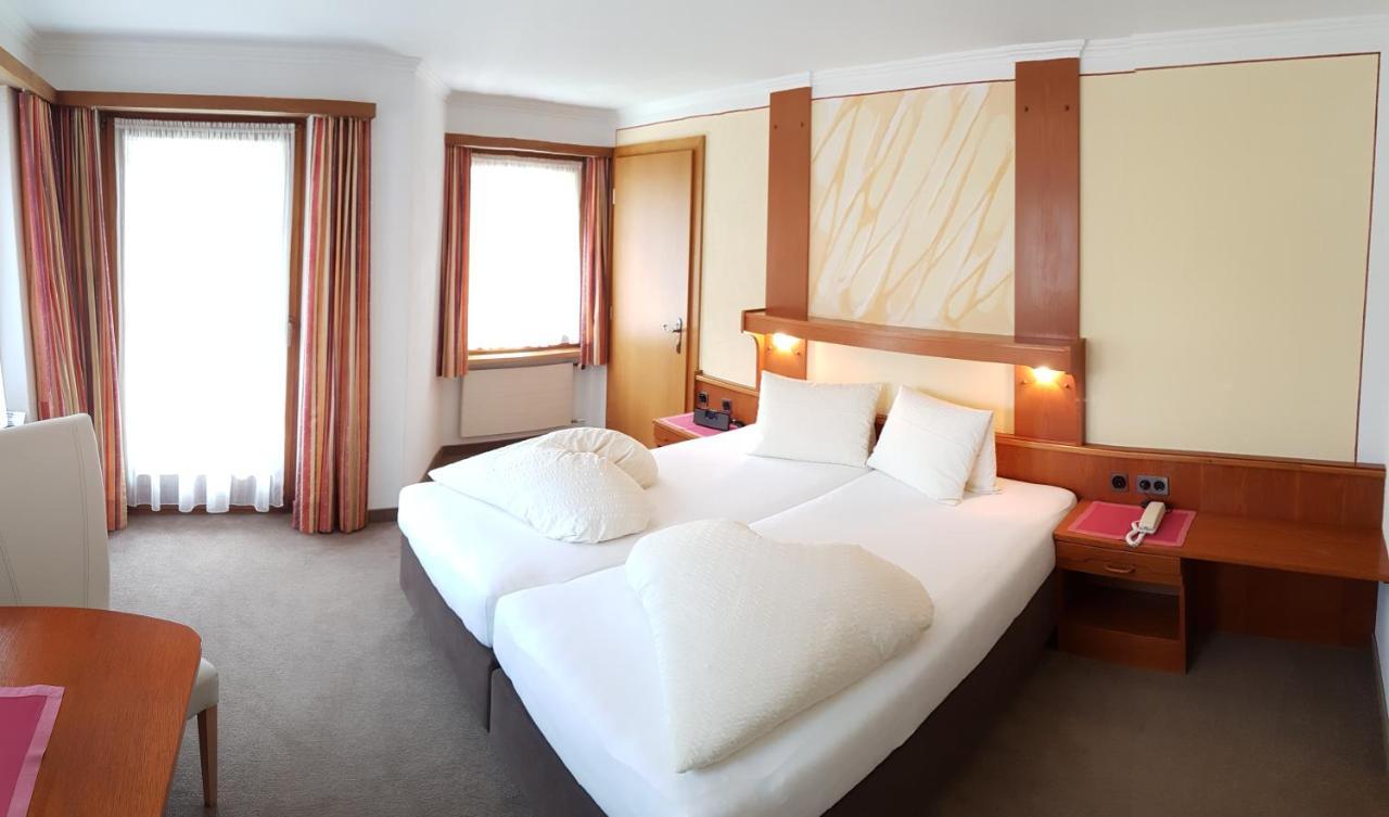 Soliva Hotel & Apartments Замнаун Екстер'єр фото